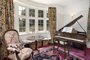 Photo 12- click for photo gallery